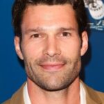 แอรอน โอคอนเนลล์ (Aaron O'Connell)