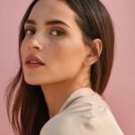 อาเดรีย อาร์โยน่า (Adria Arjona)