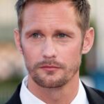 อเล็กซานเดอร์ สการ์สการ์ด (Alexander Skarsgård)