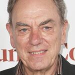 อาลัน อาร์มสตรอง (Alun Armstrong)