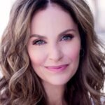 เอมี่ เบรนเนแมน (Amy Brenneman)