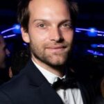 แอนดี้ จิลเลต์ (Andy Gillet)