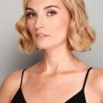 แอนนา หลุยส์ มอร์ส (Anna Louise Morse)