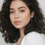 อาลิอี คราวัลโญ (Auliʻi Cravalho)