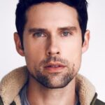 เบนจามิน ฮอลลิงส์เวิร์ธ (Benjamin Hollingsworth)