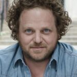 ไบรอันท์ แครอลล์ (Bryant Carroll)