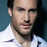 คัลลัน มัลวีย์ (Callan Mulvey)