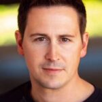 คริส ฟาร์ควาร์ (Chris Farquhar)