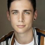 คอนเนอร์ โพลส์ (Connor Powles)