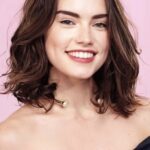 เดซี่ ริดลีย์ (Daisy Ridley)