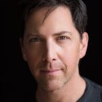 แดน บูคาทินสกี้ (Dan Bucatinsky)