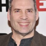 ดาเนียล โอเรสเคส (Daniel Oreskes)