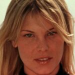 เดโบราห์ คาร่า อังเกอร์ (Deborah Kara Unger)