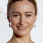 ดีเดร มัลลินส์ (Deirdre Mullins)