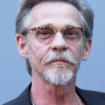 เดนนิส คริสโตเฟอร์ (Dennis Christopher)