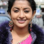 มีร่า จัสมิน (Meera Jasmine)