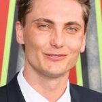 อีแอมอน ฟาร์เรน (Eamon Farren)