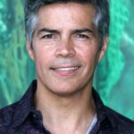 เอไซ โมราเลส (Esai Morales)