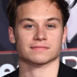 ฟินน์ โคล (Finn Cole)