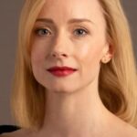 ฟิโอน่า กลาสคอตต์ (Fiona Glascott)