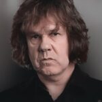 แกรี่ มัวร์ (Gary Moore)