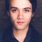 จูลเลียน เยา จิโออิเอลโล (Giullian Yao Gioiello)