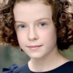 ออเนอร์ นีฟซีย์ (Honor Kneafsey)