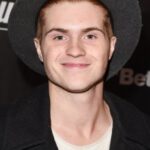 เจค ออสติน วอล์คเกอร์ (Jake Austin Walker)