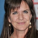 เจนนิเฟอร์ เฮล (Jennifer Hale)