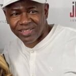 จอห์น เวสต์ จูเนียร์ (John West Jr)