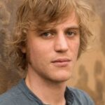 จอห์นนี่ ฟลินน์ (Johnny Flynn)