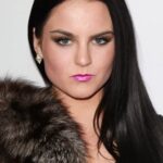 โจโจ้ (JoJo)