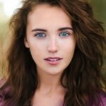 จูเลีย บราวน์ (Julia Brown)