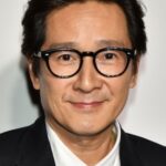 เคอฮุยเฉวียน (Ke Huy Quan)