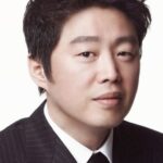 คิม ฮีวอน (Kim Hee-won)