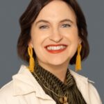 ลูซี่ เฮเว่นส์ (Lucy Heavens)