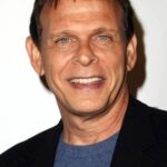 มาร์ค ซิงเกอร์ (Marc Singer)