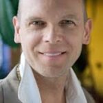 มาร์ติน นิวเฟลด์ (Martin Neufeld)