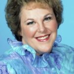 แมรี่ โจ แคทเล็ตต์ (Mary Jo Catlett)