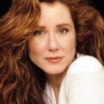 แมรี่ แมคโดเนลล์ (Mary McDonnell)