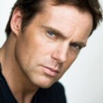 ไมเคิล แชนส์ (Michael Shanks)