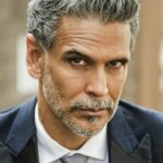 มิลินด์ โซมัน (Milind Soman)