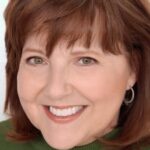 มิเรียม ฟลินน์ (Miriam Flynn)