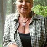 มิชา เดฟอนเซกา (Misha Defonseca)