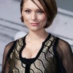 มายแอนนา บิวริ่ง (MyAnna Buring)