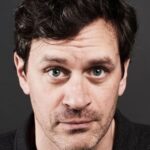 ทอม เอเวอเร็ตต์ สก็อตต์ (Tom Everett Scott)