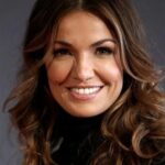 นาเดีย ฟาเรส (Nadia Farès)