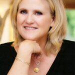 แนนซี่ คาร์ทไรท์ (Nancy Cartwright)