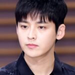 ปาร์คจินวู (Park Jin-woo)