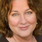 เพ็กกี้ เชฟฟิลด์ (Peggy Sheffield)